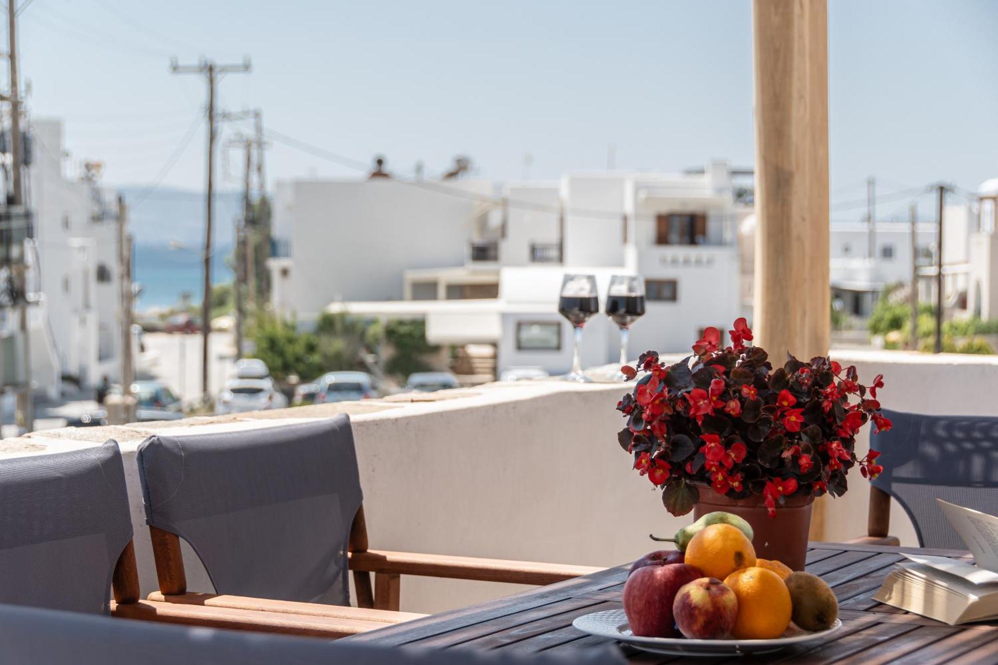 Naxian Queen Luxury Villas & Suites Айя-Анна Экстерьер фото