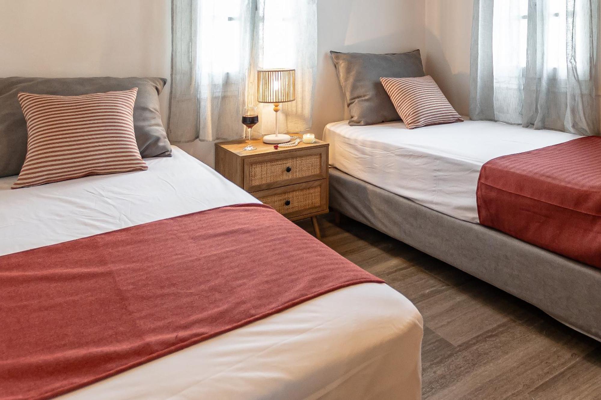 Naxian Queen Luxury Villas & Suites Айя-Анна Экстерьер фото