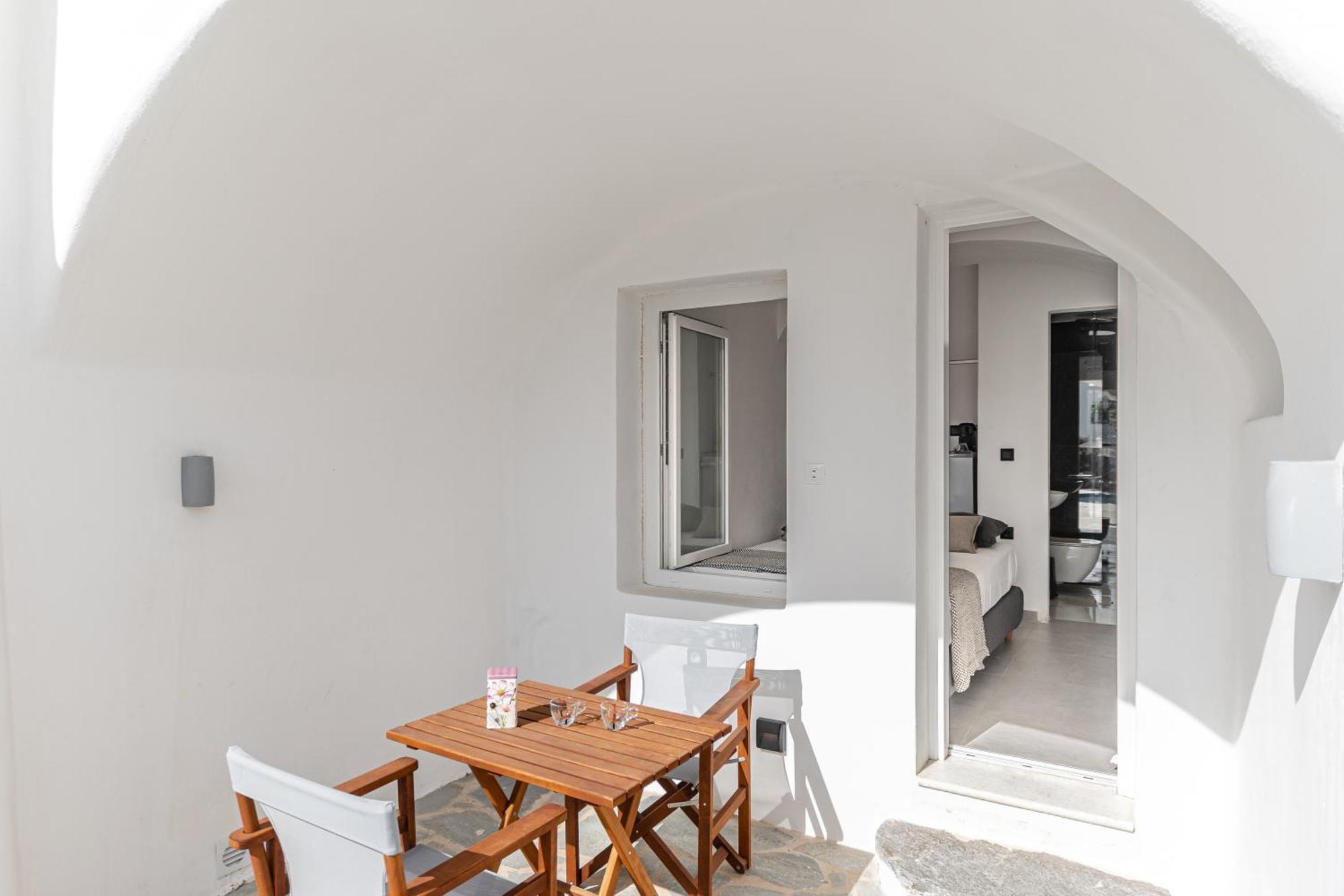 Naxian Queen Luxury Villas & Suites Айя-Анна Экстерьер фото