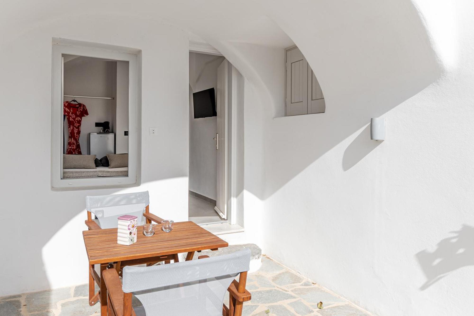 Naxian Queen Luxury Villas & Suites Айя-Анна Экстерьер фото